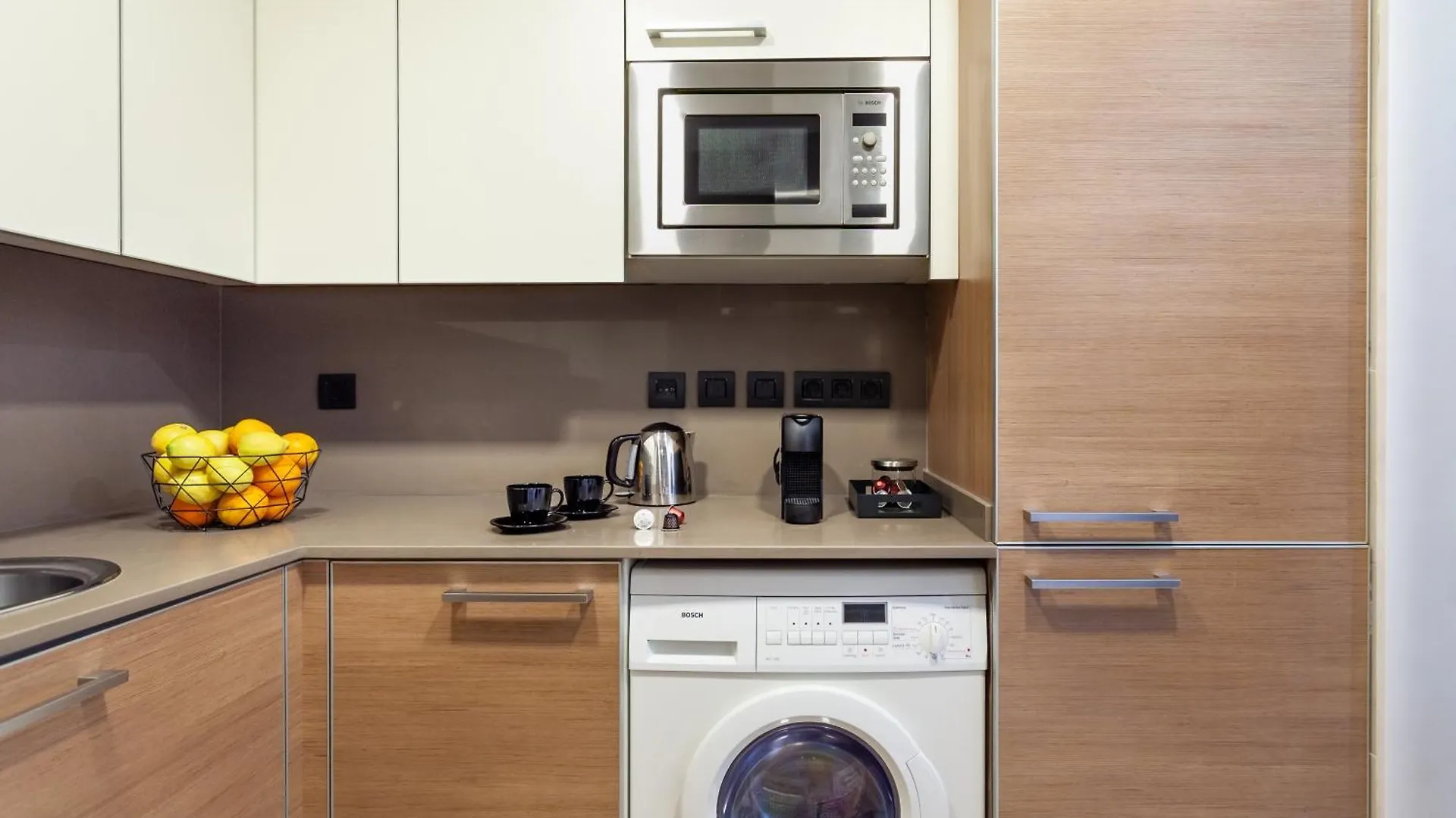 Cozy Apartment II - Les Corts Barcelona
