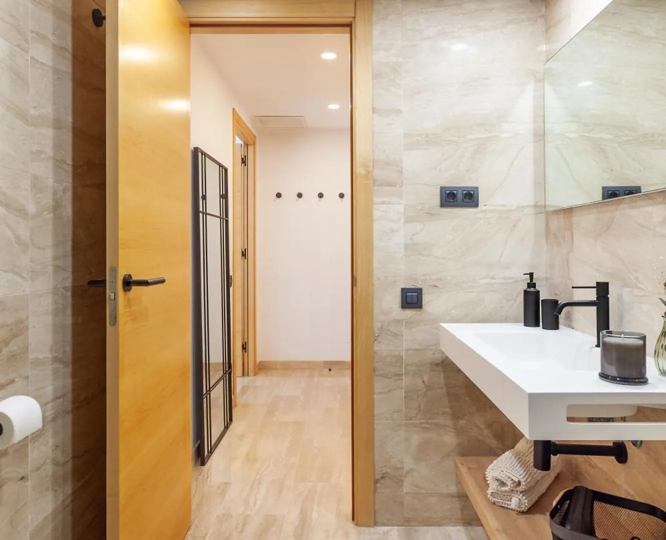 Cozy Apartment II - Les Corts Barcelona